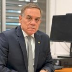 “Quem trata o povo como abestalhado é o PT, que deixa a Bahia como campeã de homicídios e pobreza”, rebate deputado